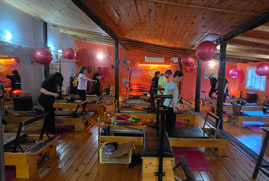 Clase de pilates en Ituzaingó